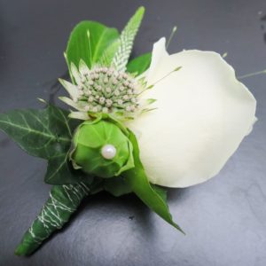 corsage roos parel Bruidsbloemen IJsselstein