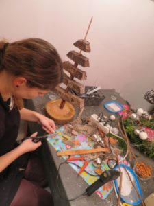 Creatief workshop bloemschikken kerstboompje