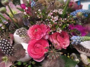 Paasstuk kleur roze bloemen