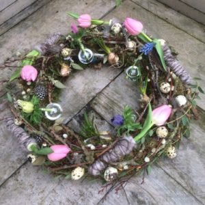 Krans tulpen Pasen DIY