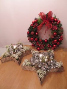 Kerstkrans rood en kerstster DIY