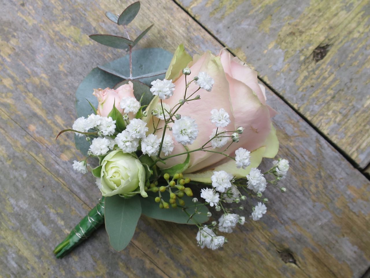 Keelholte Begeleiden Snikken Corsage voor je bruiloft - Floor Bloemwerk IJsselstein